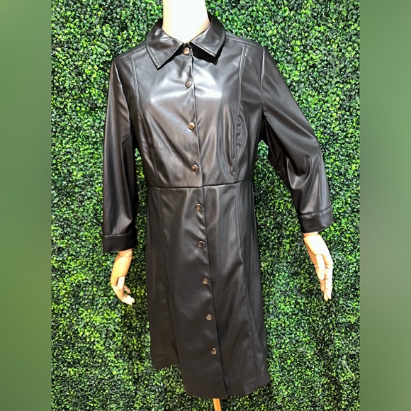 Faux black leather dress - Picture 3 of 3